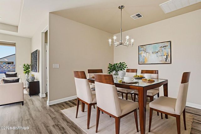 7309 Bedford Avenue, Las Cruces, NM 88012