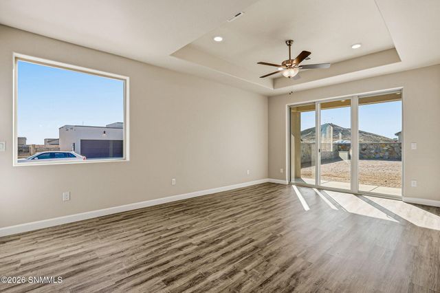 7309 Bedford Avenue, Las Cruces, NM 88012