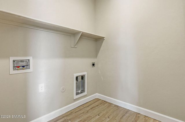 7309 Bedford Avenue, Las Cruces, NM 88012