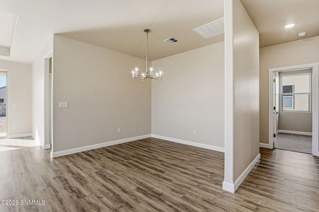 7309 Bedford Avenue, Las Cruces, NM 88012