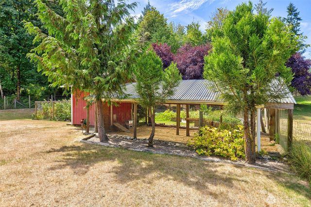 35285 Bodine Road NE, Kingston, WA 98346