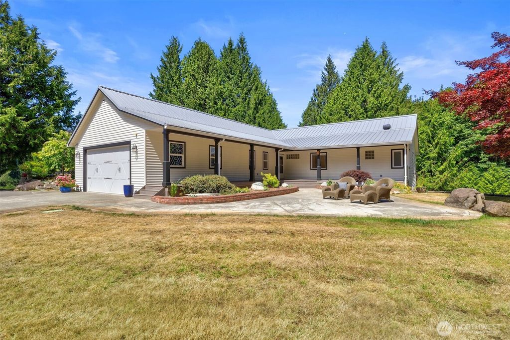 35285 Bodine Road NE, Kingston, WA 98346