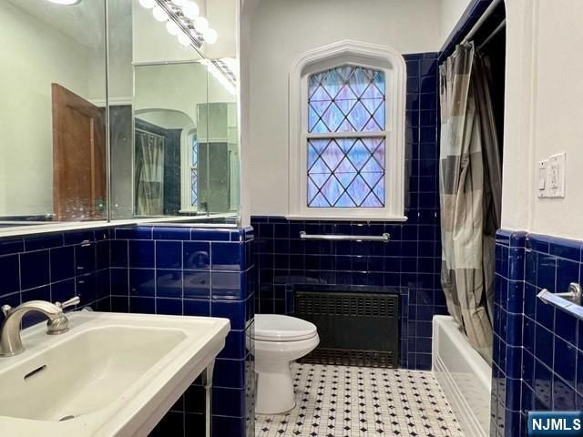 695 Palisade Avenue, Cliffside Park, NJ 07010