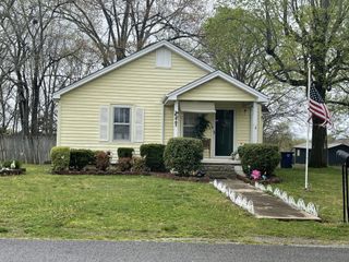 400 Ray St, Shelbyville, TN 37160