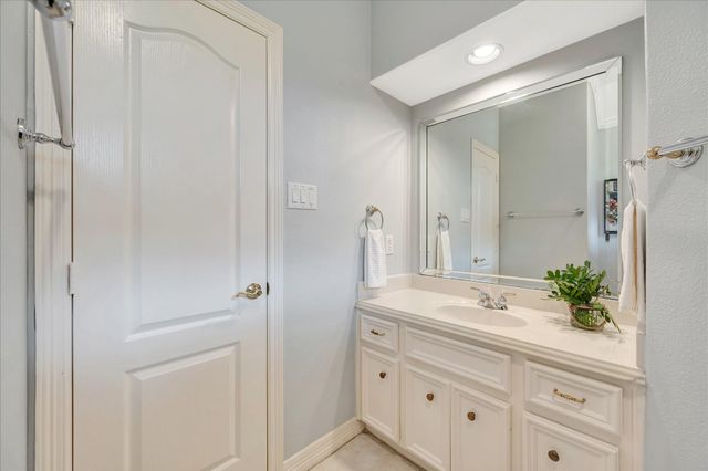 2421 Baycrest Drive, Houston, TX 77058