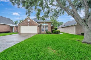 2421 Baycrest Drive, Houston, TX 77058