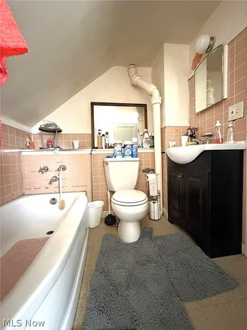 20661 Belvidere Avenue, Fairview Park, OH 44126
