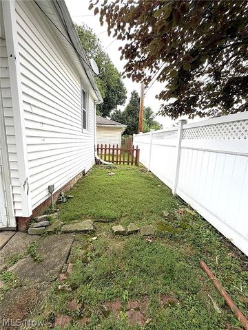 20661 Belvidere Avenue, Fairview Park, OH 44126