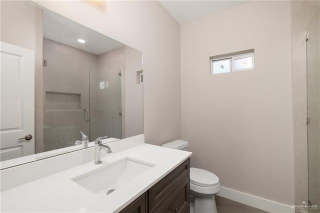 1004 N Francisco Avenue, Mission, TX 78572