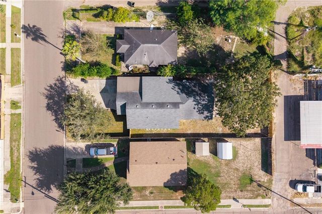 1004 N Francisco Avenue, Mission, TX 78572