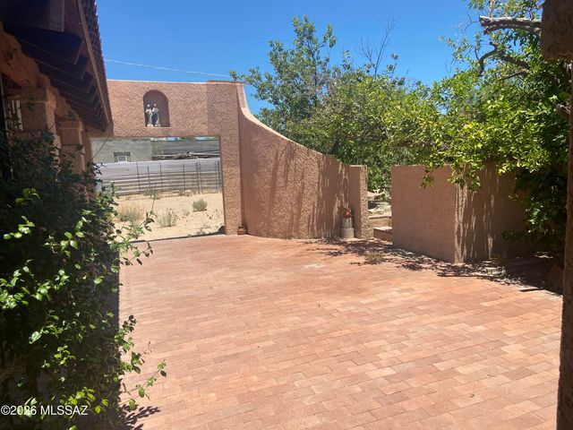 310 W Canada Street, Tucson, AZ 85706