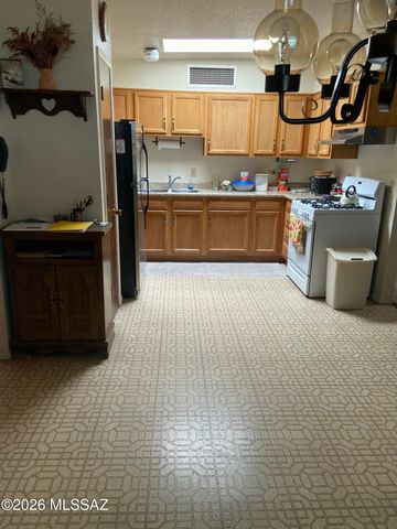 310 W Canada Street, Tucson, AZ 85706