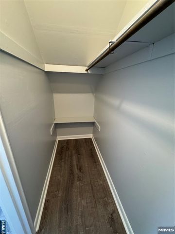325 Essex Street E, Hackensack, NJ 07601