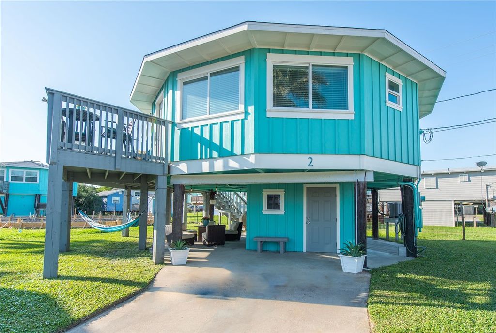 1923 S 11th St 2, Port Aransas, TX 78373 — exterior