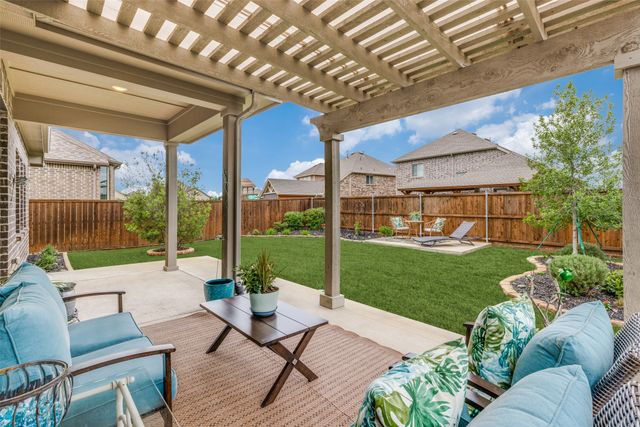 3909 Sunflower Drive, Aubrey, TX 76227