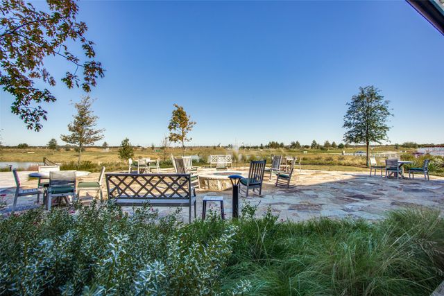3909 Sunflower Drive, Aubrey, TX 76227