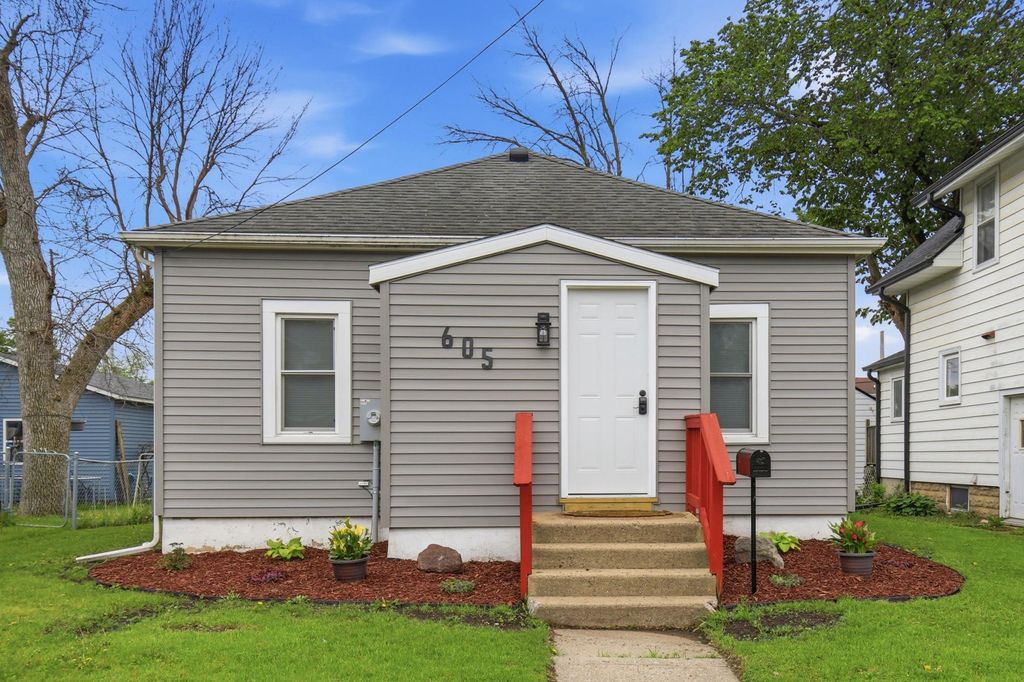605 9th Avenue SW, Austin, MN 55912