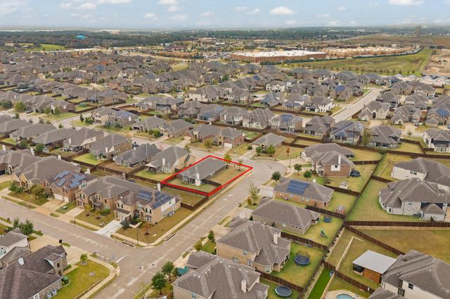 466 Rockaway Drive, Midlothian, TX 76065