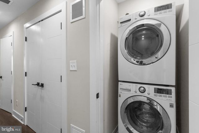 311 S WASHINGTON ST, Baltimore, MD 21231