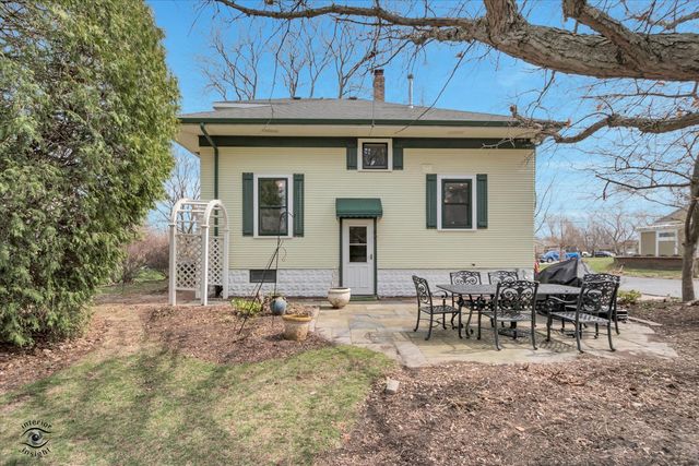 256 Center Road, Frankfort, IL 60423