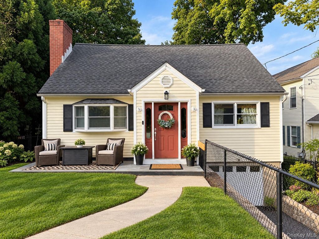 11 Emerson Avenue, Croton-on-hudson, NY 10520 — exterior