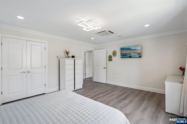 11 Linden Avenue, Kearny, NJ 07032