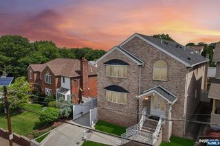 11 Linden Avenue, Kearny, NJ 07032