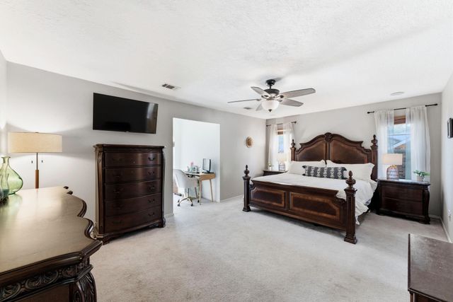 31 N Pathfinders Circle, The Woodlands, TX 77381