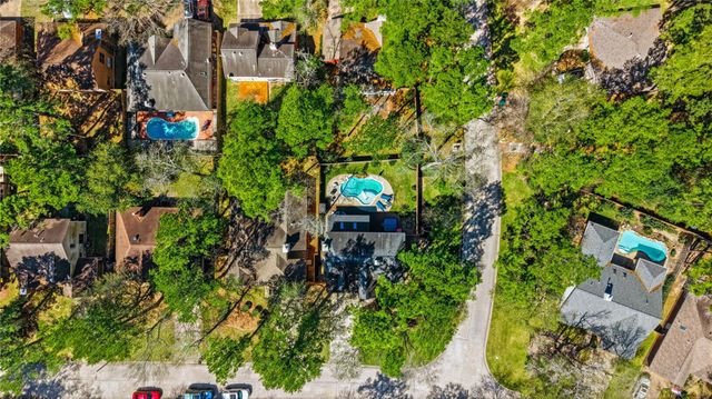 31 N Pathfinders Circle, The Woodlands, TX 77381