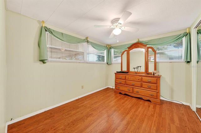 31643 HOWARD STREET, Tavares, FL 32778