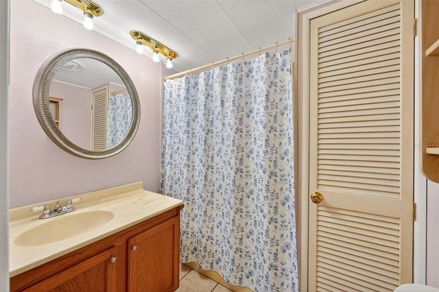 31643 HOWARD STREET, Tavares, FL 32778