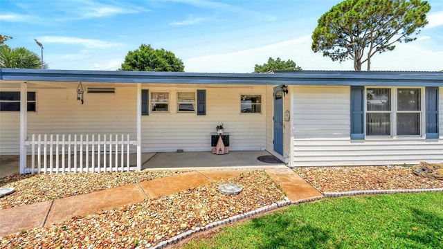 31643 HOWARD STREET, Tavares, FL 32778