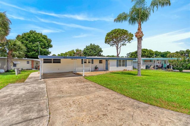 31643 HOWARD STREET, Tavares, FL 32778