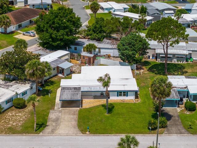 31643 HOWARD STREET, Tavares, FL 32778