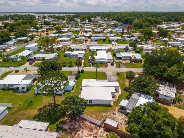 31643 HOWARD STREET, Tavares, FL 32778