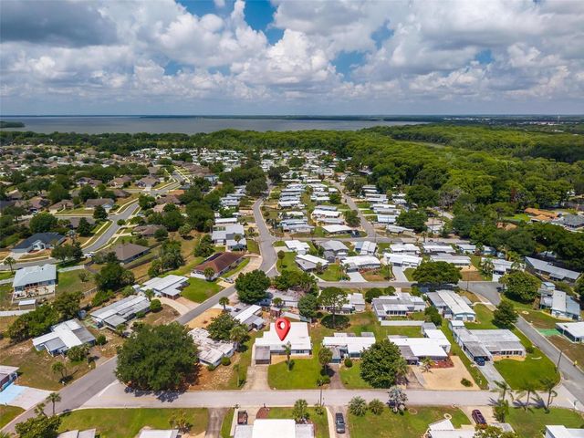 31643 HOWARD STREET, Tavares, FL 32778