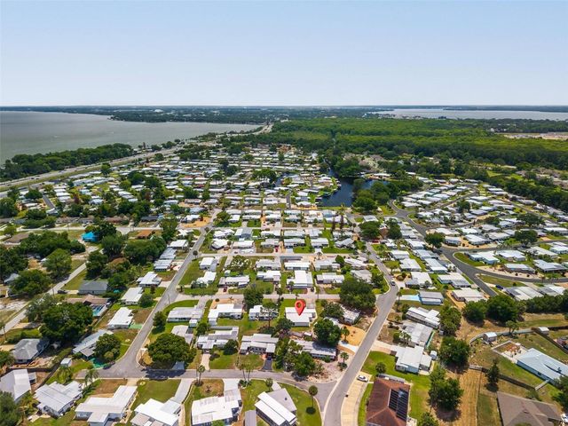 31643 HOWARD STREET, Tavares, FL 32778
