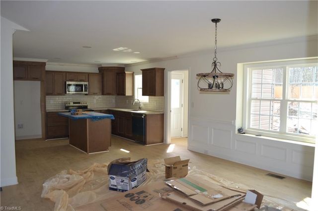 928 River Road, Stoneville, NC 27048