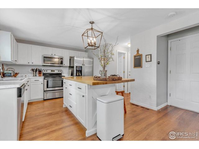 5427 Fox Run Blvd, Longmont, CO 80504