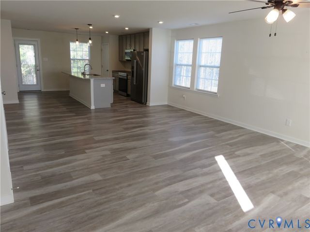 1935 Kennington Park Rd, Aylett, VA 23009