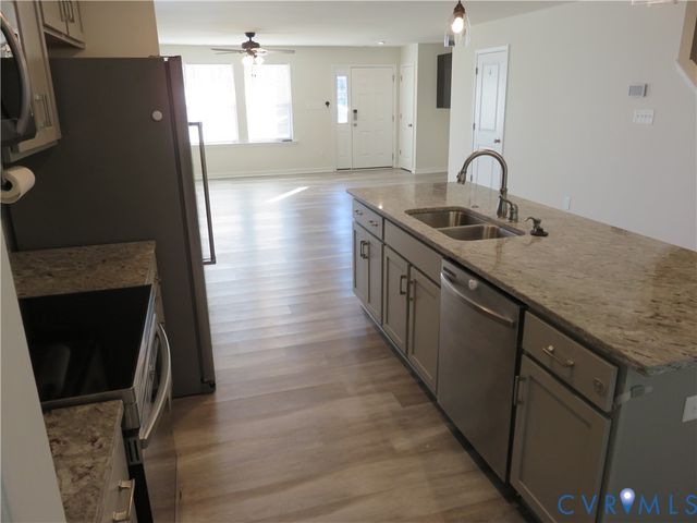 1935 Kennington Park Rd, Aylett, VA 23009