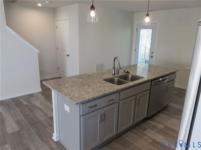 1935 Kennington Park Rd, Aylett, VA 23009