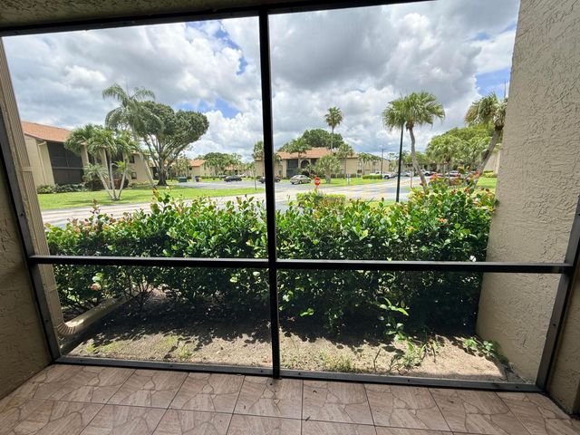 507 Shady Pine Way D1, Greenacres, FL 33415