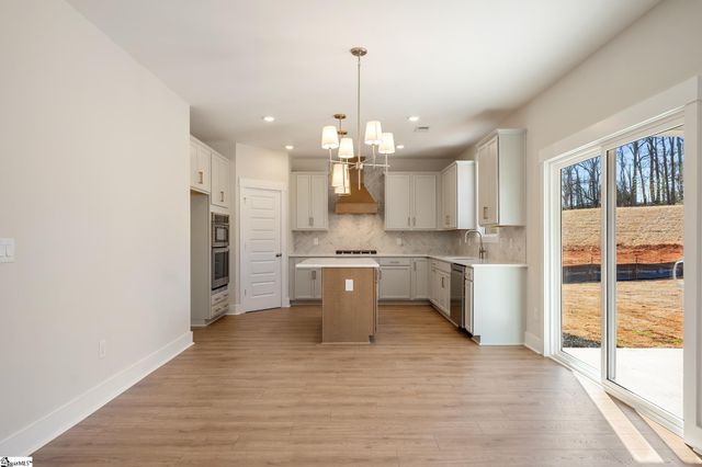 241 Creekside Circle, Williamston, SC 29697