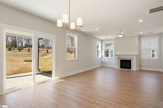 241 Creekside Circle, Williamston, SC 29697