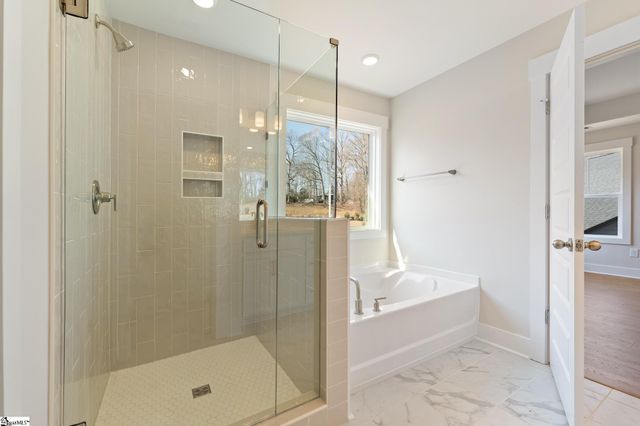 241 Creekside Circle, Williamston, SC 29697