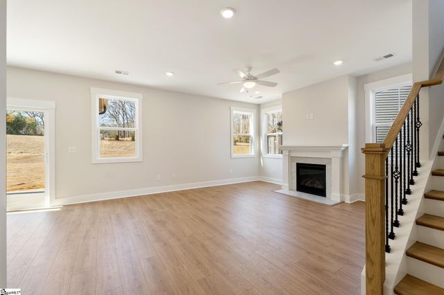 241 Creekside Circle, Williamston, SC 29697