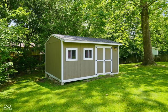 12315 Brookshire Parkway, Carmel, IN 46033