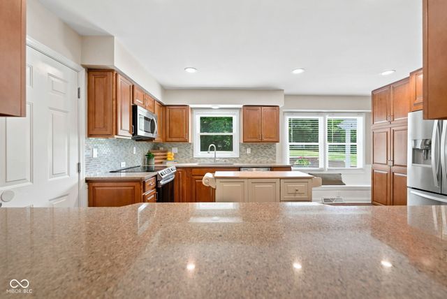 12315 Brookshire Parkway, Carmel, IN 46033