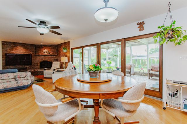 7022 Birchwood Avenue, Niles, IL 60714